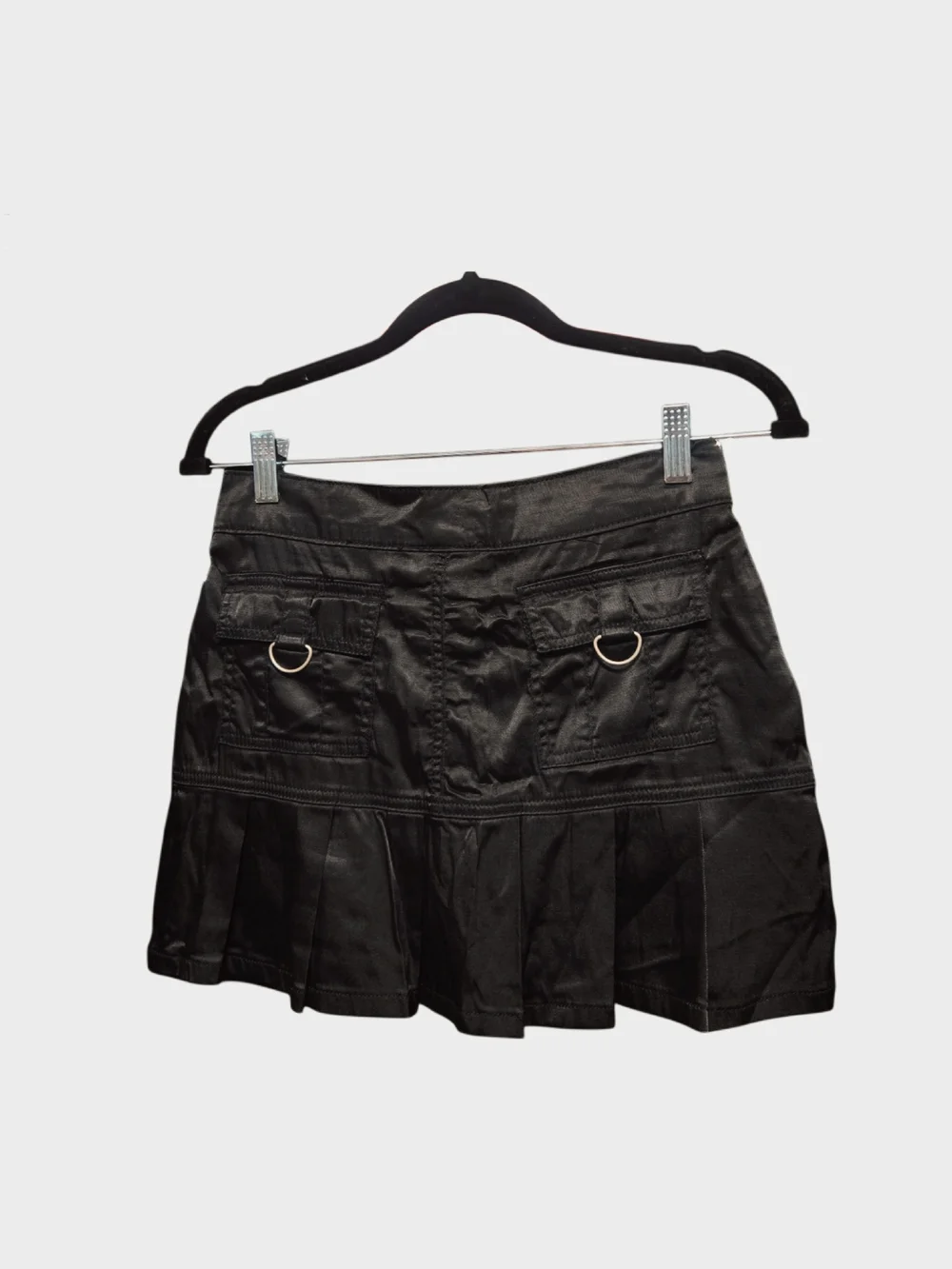 Y2k Deadstock Diva Black Pleated Satin Mini Skirt with Belt!
